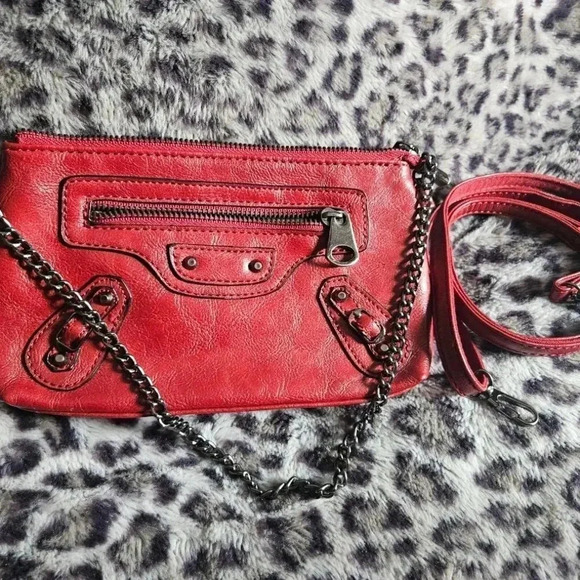 David Jones | Red Faux Leather Mini Bag City Style with  Long Removable Strap - Picture 12 of 12